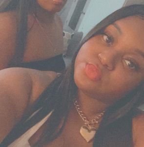 Meet your Posher, Felicia